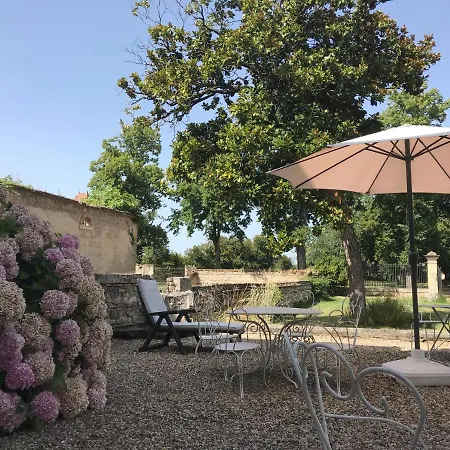 Chateau Rouge 47 *