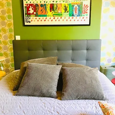 Chateau Rouge 47 Bed and Breakfast Sainte-Bazeille