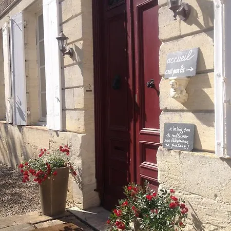 Chateau Rouge 47 Bed and Breakfast Sainte-Bazeille