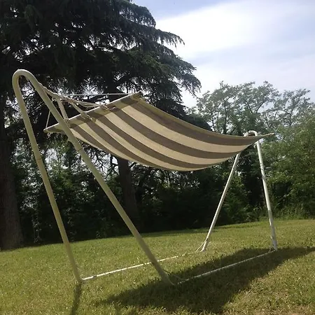 Bed and Breakfast Chateau Rouge 47 Sainte-Bazeille