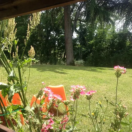 Chateau Rouge 47 Bed and Breakfast Sainte-Bazeille