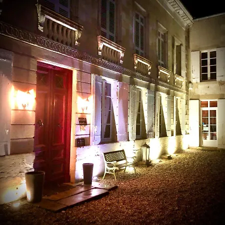 Bed & Breakfast Chateau Rouge 47