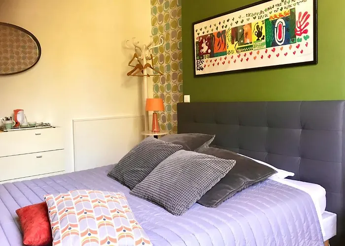 Bed & Breakfast Chateau Rouge 47