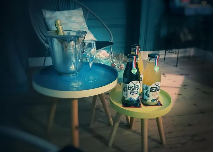 Bed & Breakfast Chateau Rouge 47 *