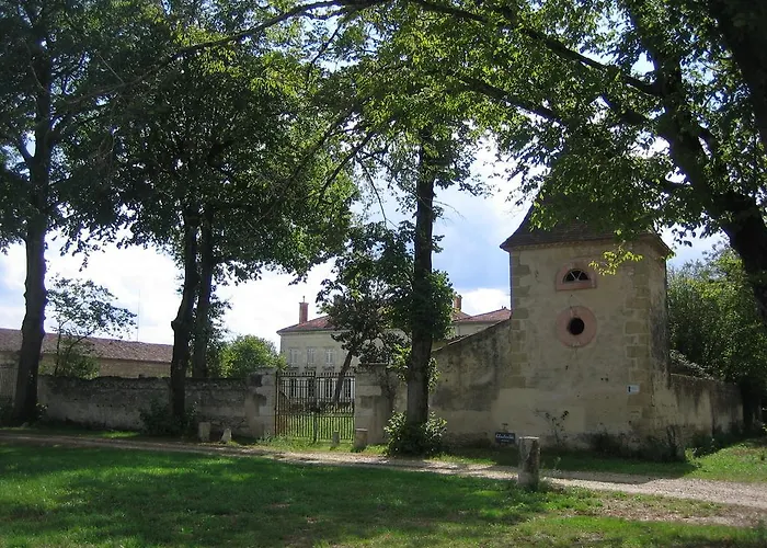 Chateau Rouge 47 Sainte-Bazeille