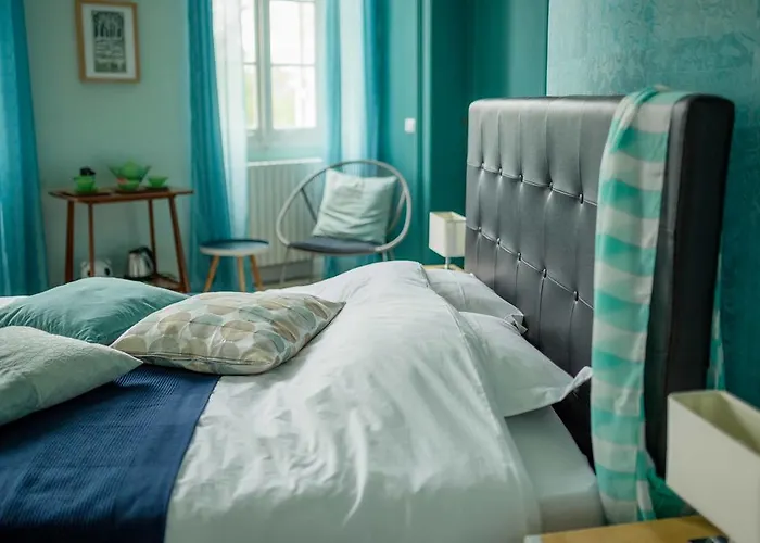 Bed & Breakfast Chateau Rouge 47