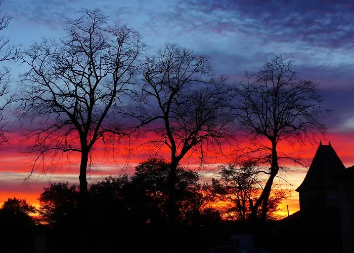 Chateau Rouge 47 Bed & Breakfast Sainte-Bazeille