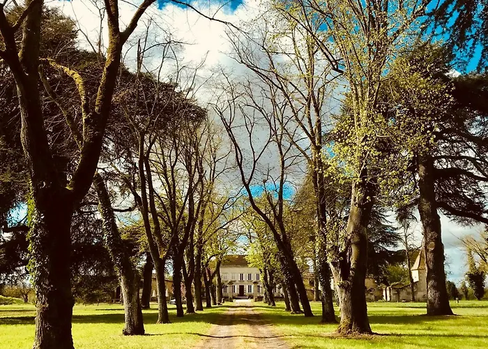 Chateau Rouge 47 Bed & Breakfast Sainte-Bazeille